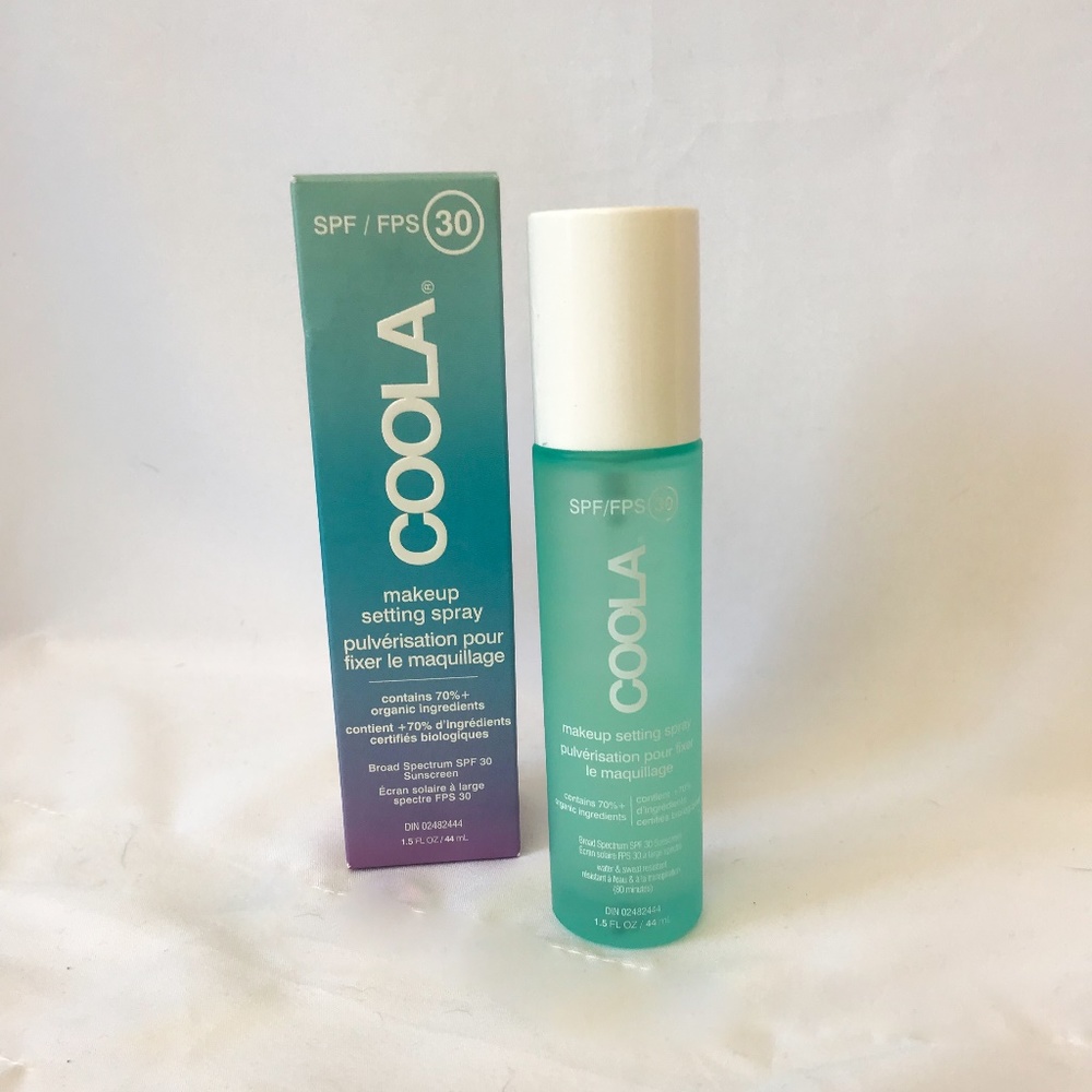 COOLA makeup setting spray